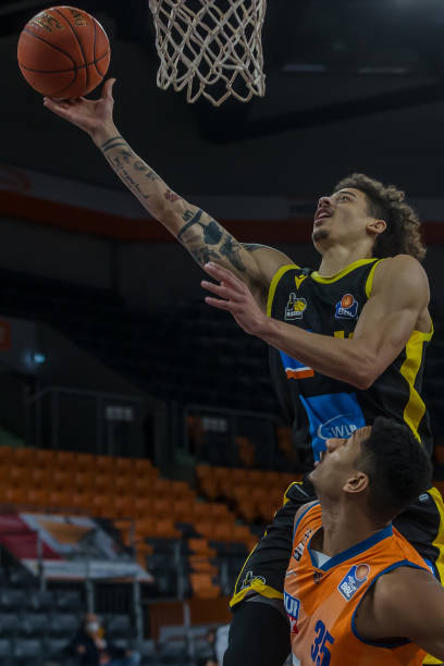 操作和莱斯 操作和莱斯